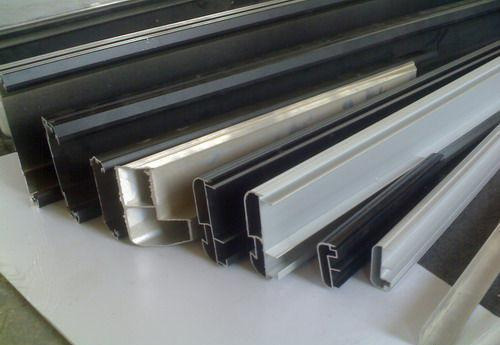 pressure-cast aluminum alloy