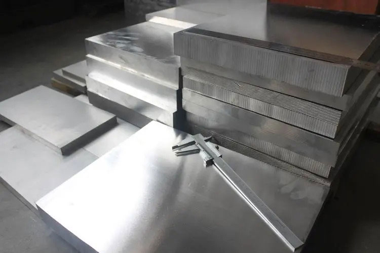 High-strength aluminum plate
