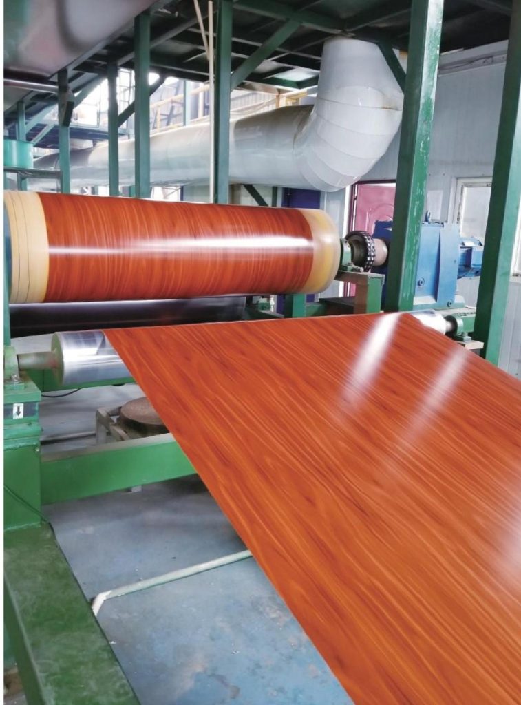 Imitation wood roller coated aluminum coil