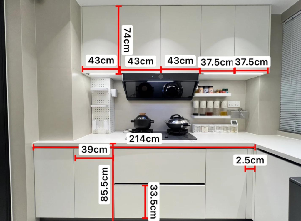 aluminium cupboard size